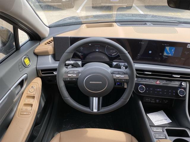 new 2025 Hyundai Sonata Hybrid car, priced at $38,667