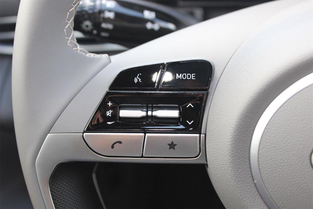 new 2025 Hyundai Elantra car, priced at $26,983