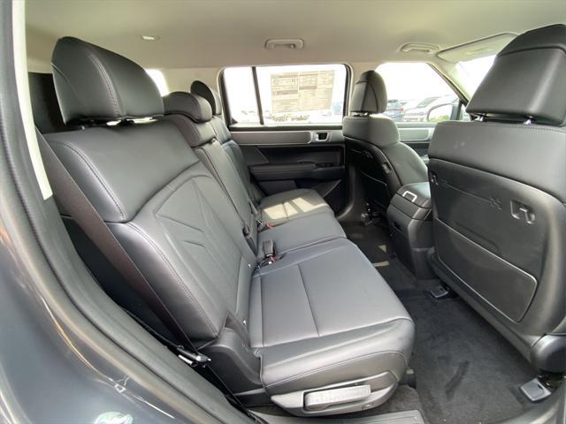 new 2025 Hyundai Santa Fe car, priced at $37,903