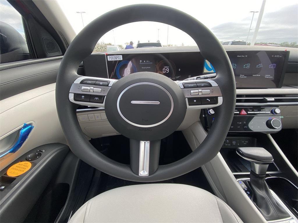 new 2025 Hyundai Tucson car, priced at $26,955