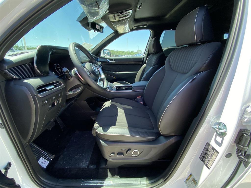 new 2025 Hyundai Palisade car, priced at $52,613