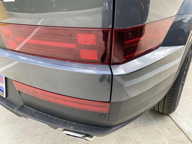 new 2025 Hyundai Santa Fe car, priced at $38,167
