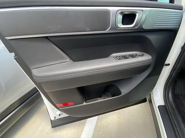 new 2024 Hyundai Santa Fe car, priced at $41,725