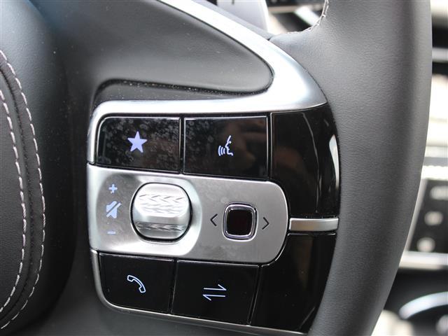 used 2023 Genesis G90 car, priced at $72,999