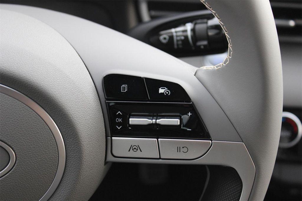 new 2025 Hyundai Elantra car, priced at $24,500