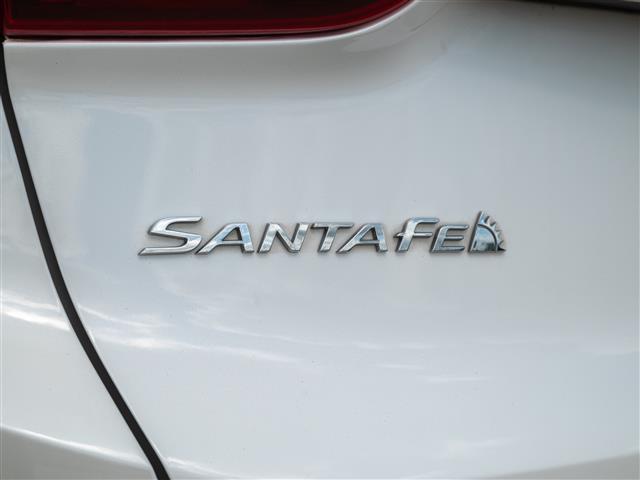 used 2020 Hyundai Santa Fe car, priced at $18,998