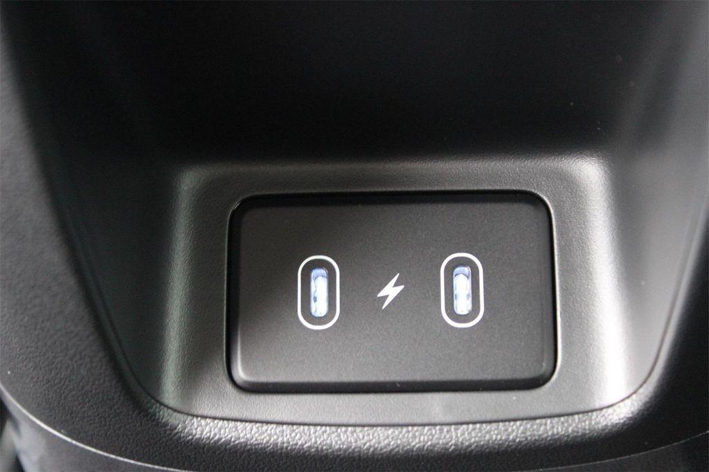new 2025 Hyundai Elantra car, priced at $25,038
