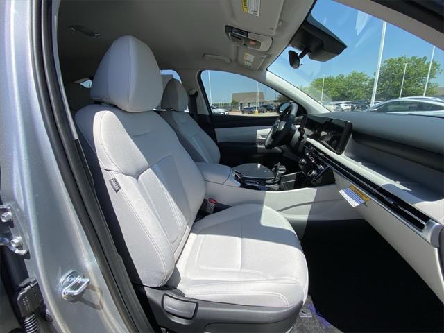 new 2025 Hyundai Tucson car, priced at $32,015