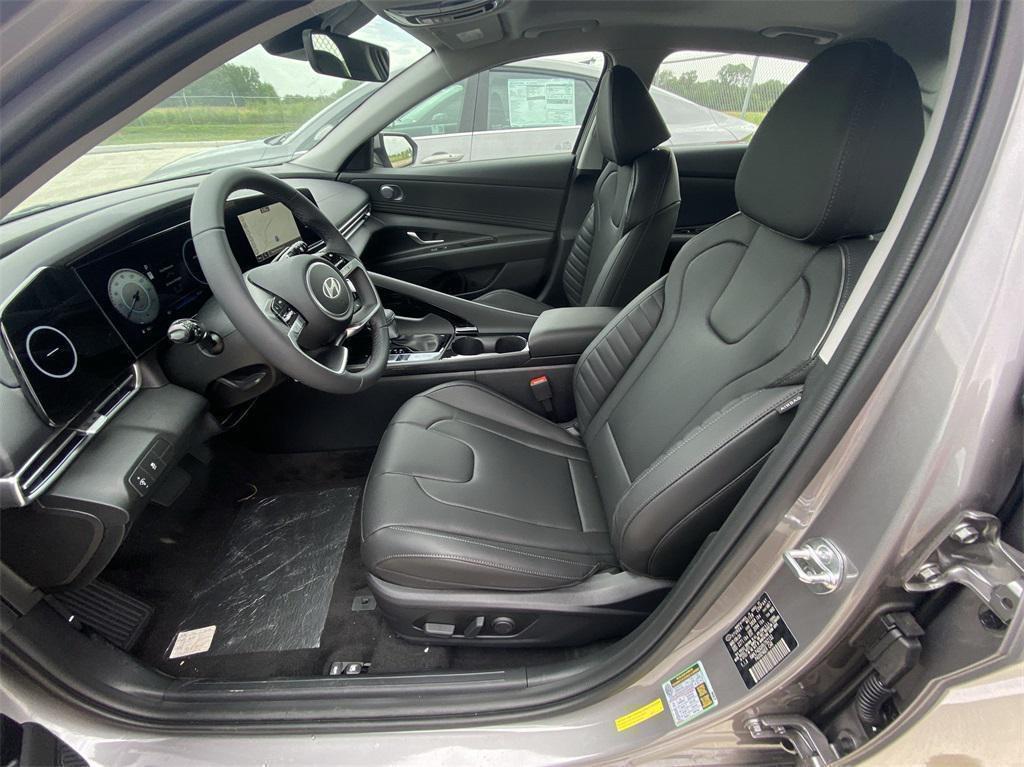 new 2024 Hyundai Elantra car, priced at $24,080