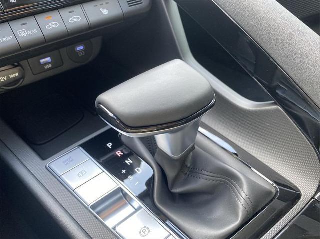 new 2024 Hyundai Elantra car, priced at $24,042