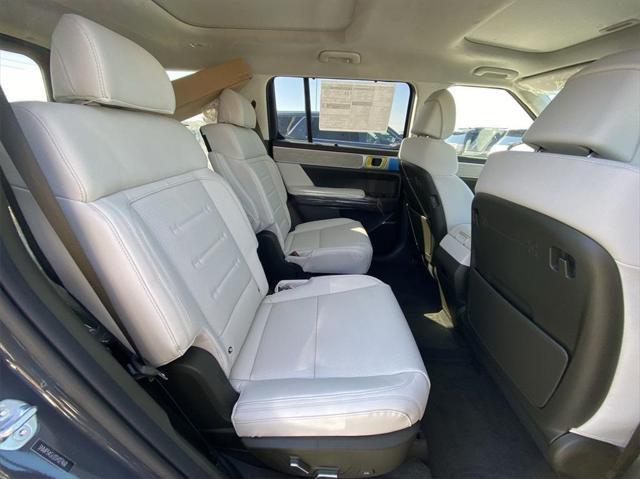 new 2025 Hyundai Santa Fe car, priced at $47,606