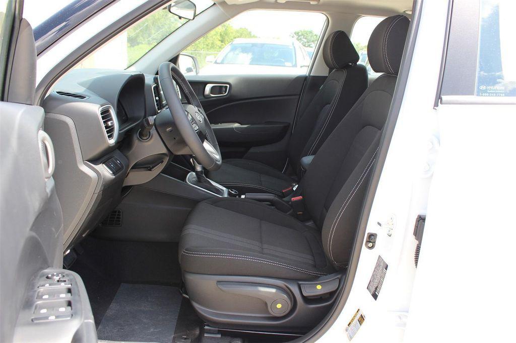 new 2025 Hyundai Venue car, priced at $23,862