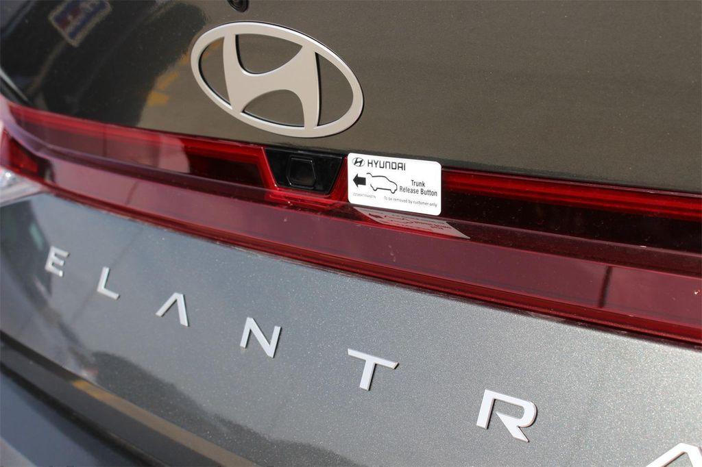 new 2025 Hyundai Elantra car, priced at $21,020