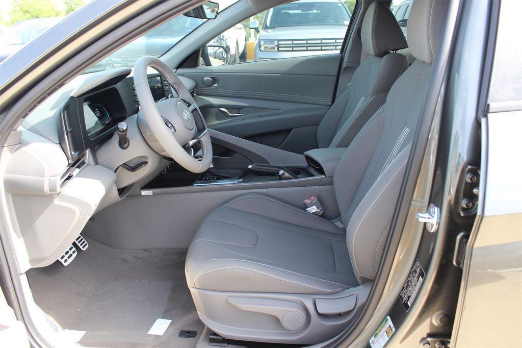 new 2025 Hyundai Elantra car, priced at $21,020