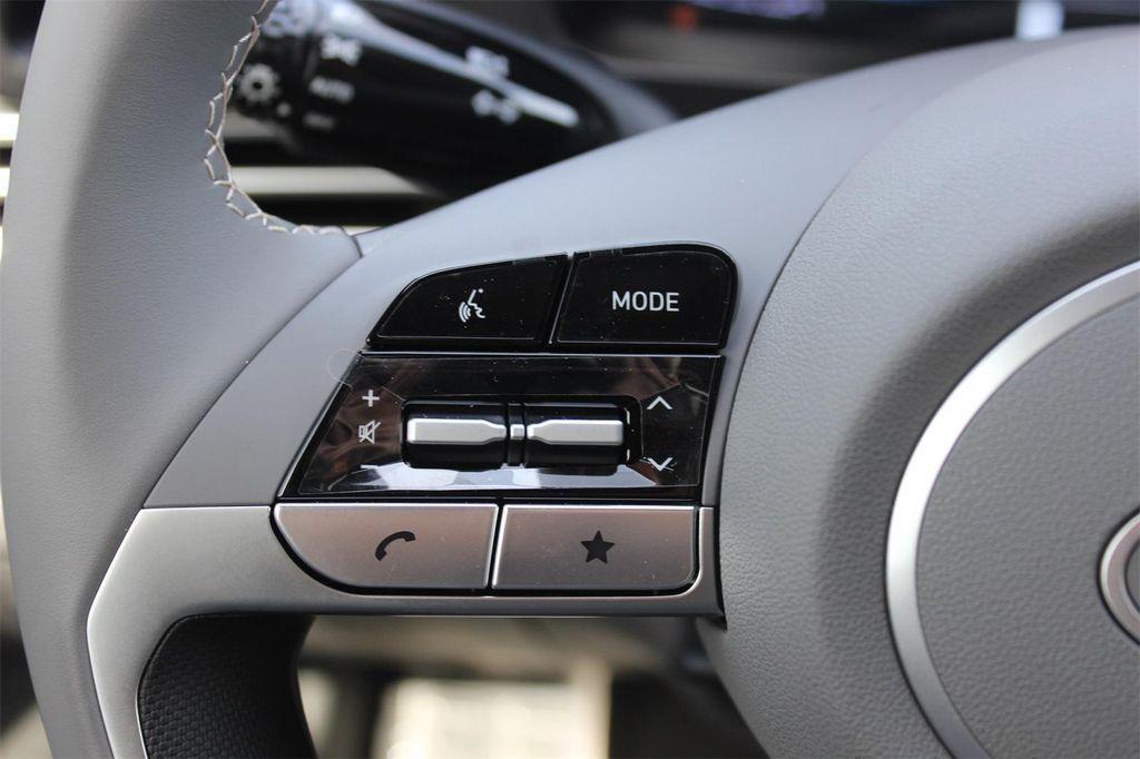 new 2025 Hyundai Elantra car, priced at $21,020