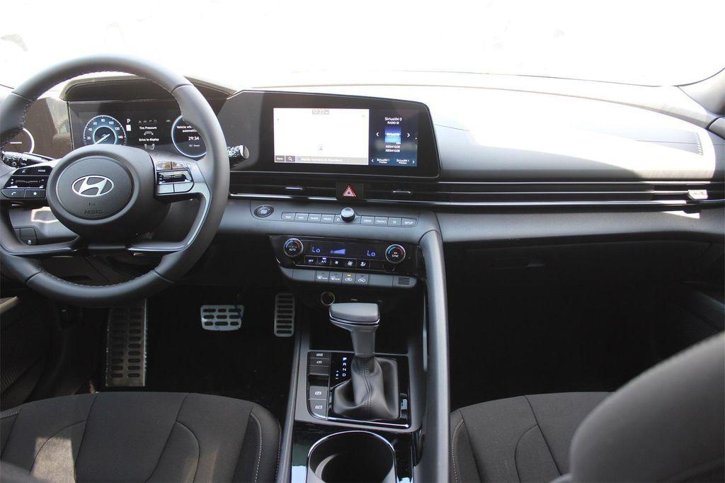 new 2025 Hyundai ELANTRA HEV car, priced at $28,125