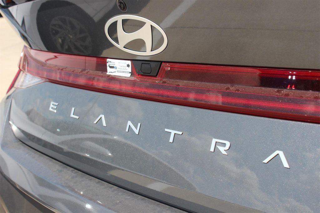 new 2025 Hyundai ELANTRA HEV car, priced at $28,125