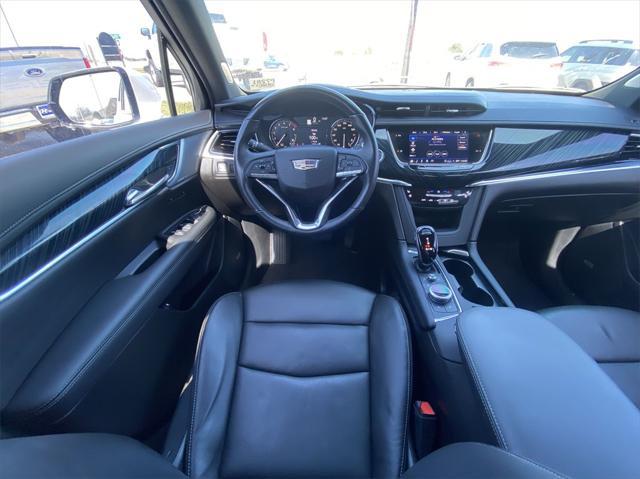 used 2023 Cadillac XT6 car, priced at $37,998