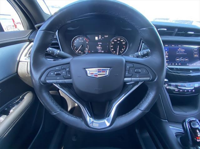 used 2023 Cadillac XT6 car, priced at $37,998