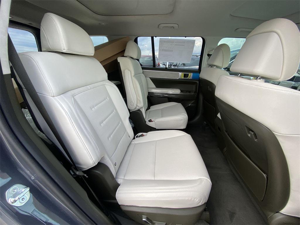 new 2025 Hyundai Santa Fe car, priced at $45,236