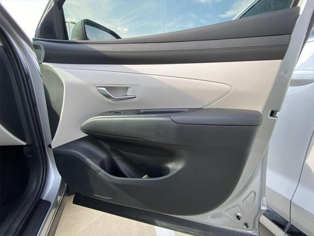 new 2025 Hyundai Tucson car, priced at $32,112