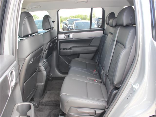 used 2025 Hyundai Santa Fe car, priced at $34,999