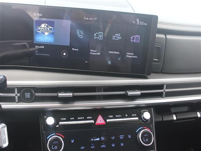 used 2025 Hyundai Santa Fe car, priced at $34,999