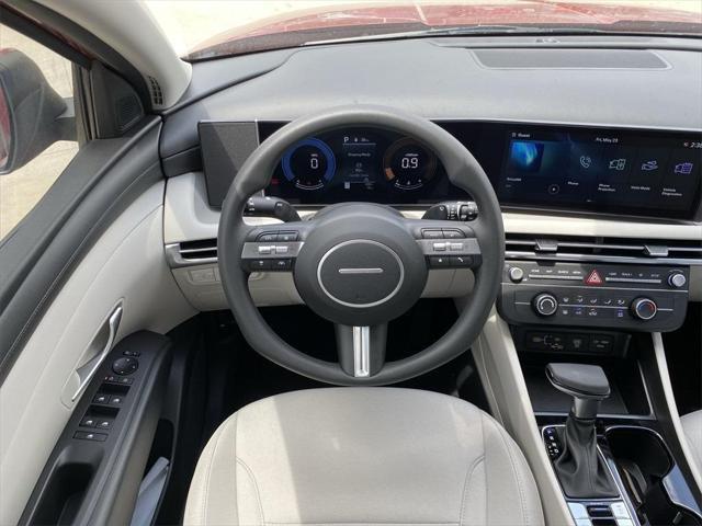 new 2025 Hyundai Tucson car, priced at $27,558
