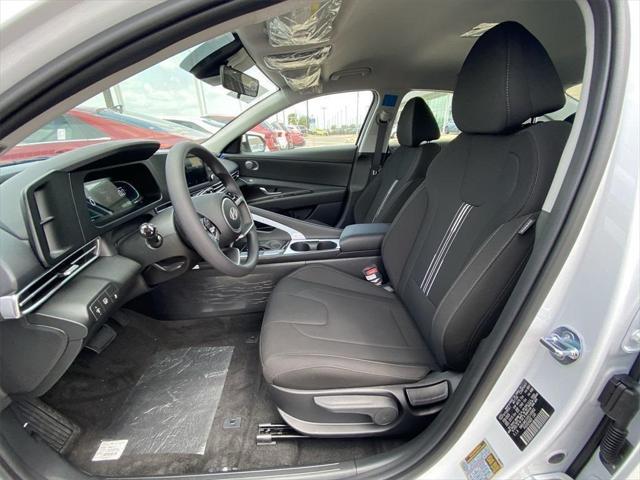 new 2025 Hyundai ELANTRA HEV car, priced at $27,259
