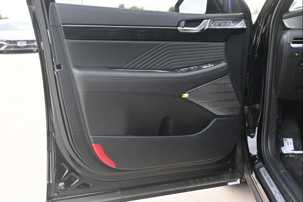 new 2025 Hyundai Palisade car, priced at $52,126