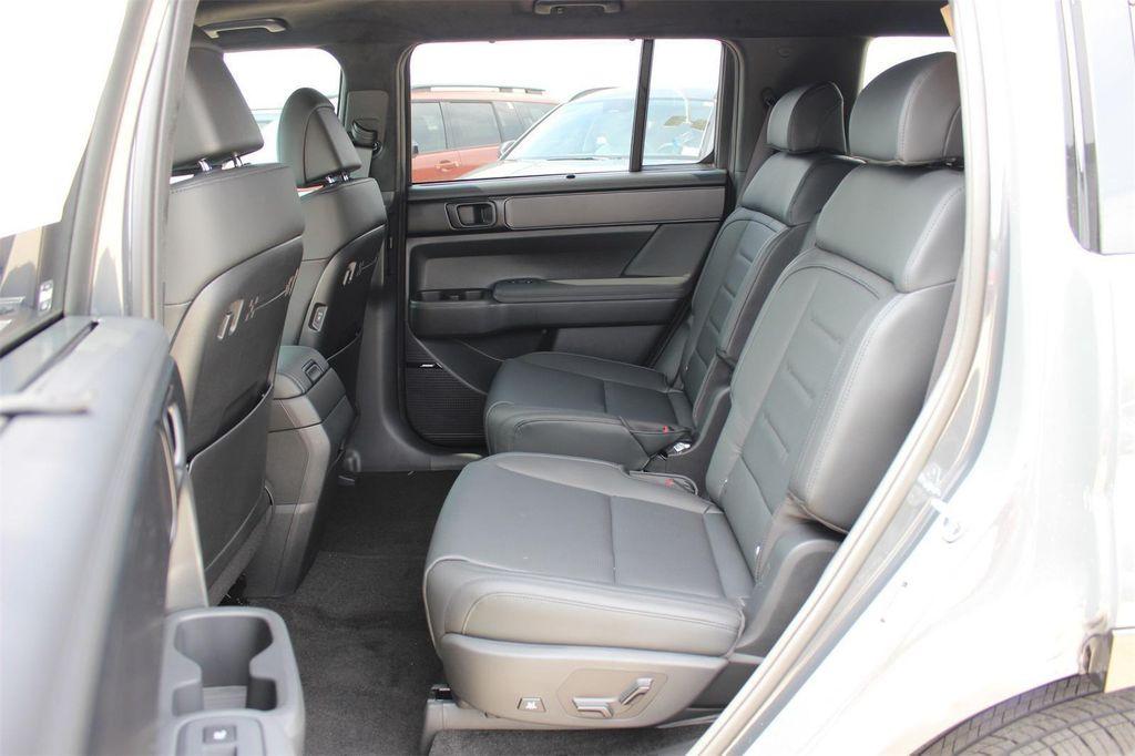 new 2026 Hyundai SANTA FE HEV car, priced at $51,507