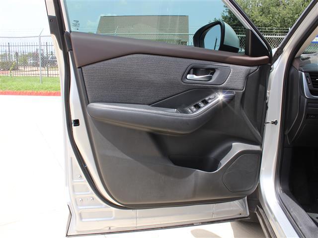 used 2023 Nissan Rogue car, priced at $22,999