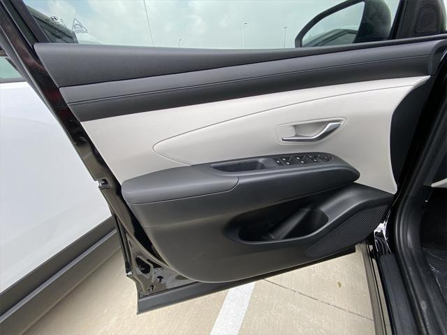 new 2025 Hyundai Tucson car, priced at $31,930