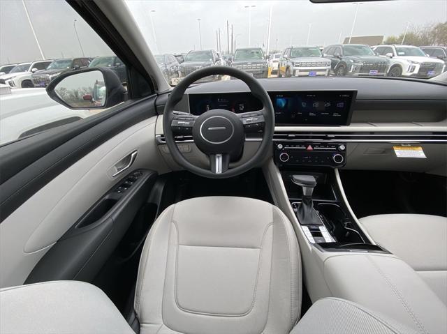 new 2025 Hyundai Tucson car, priced at $31,930