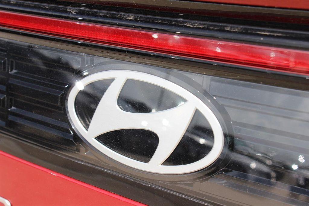 new 2025 Hyundai Sonata Hybrid car, priced at $32,761