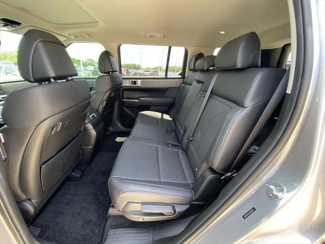 used 2024 Hyundai Santa Fe car, priced at $33,796