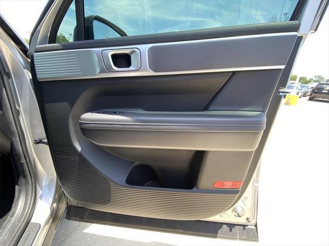 used 2024 Hyundai Santa Fe car, priced at $33,796