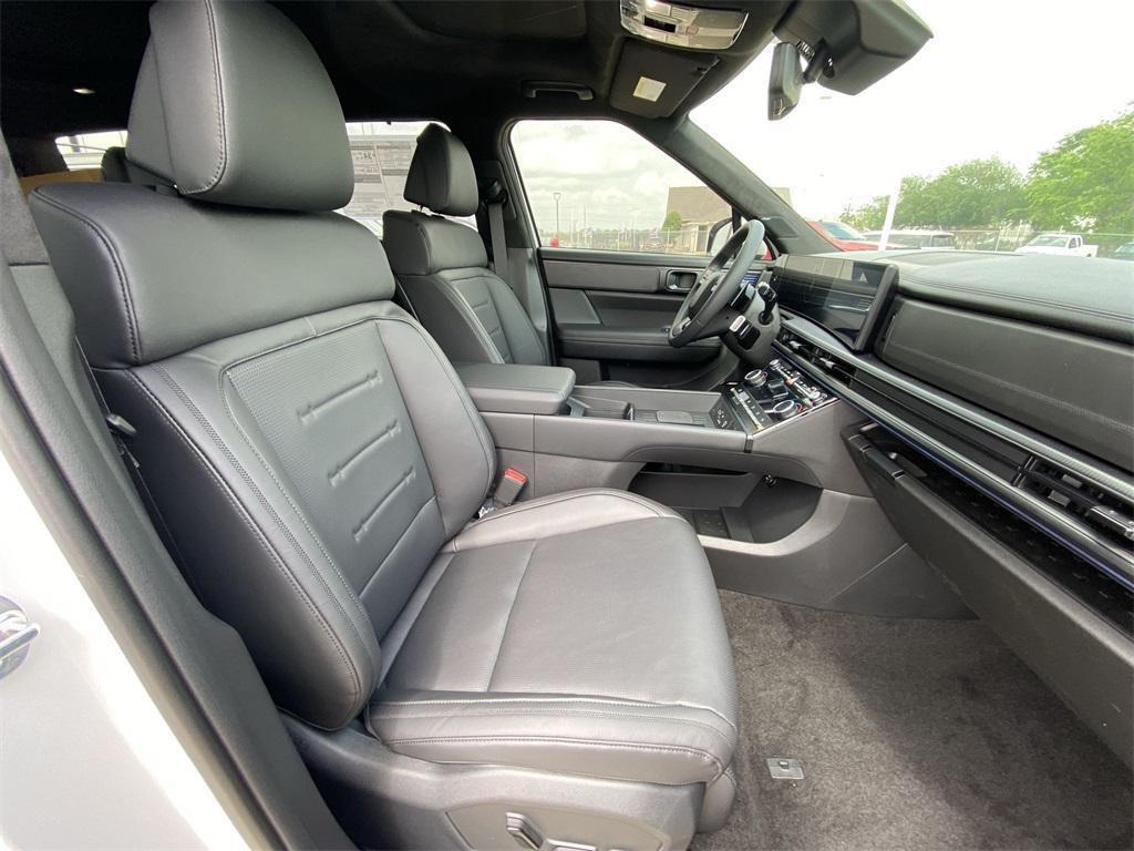 new 2025 Hyundai SANTA FE HEV car, priced at $47,948