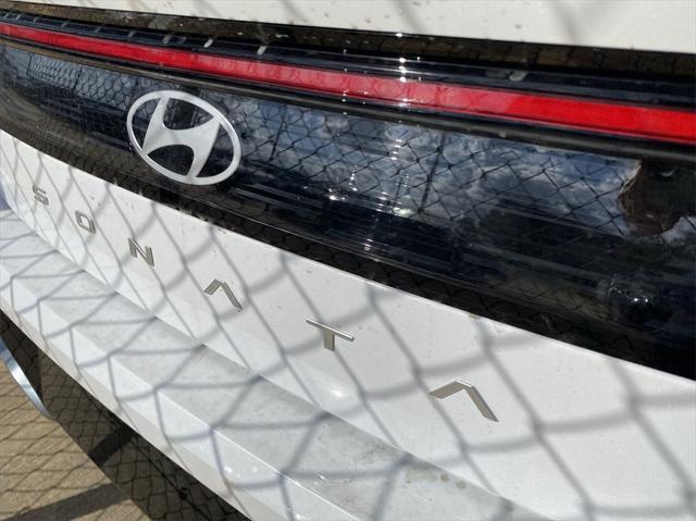 new 2025 Hyundai Sonata Hybrid car, priced at $38,973