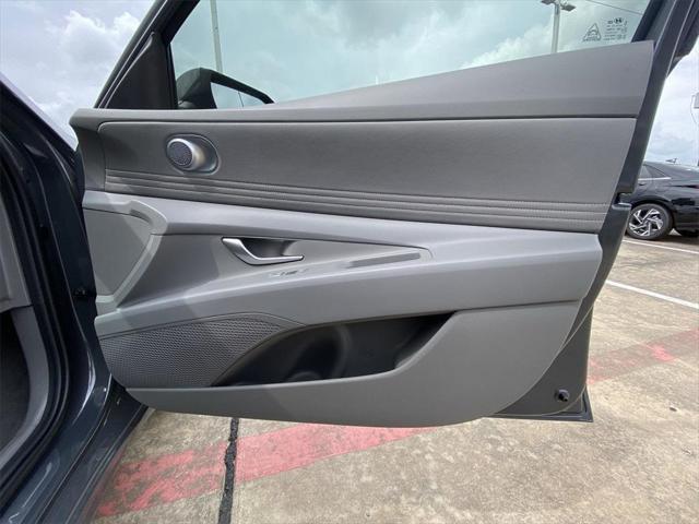 new 2025 Hyundai Elantra car, priced at $26,971