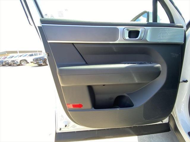 used 2025 Hyundai Santa Fe car, priced at $30,494