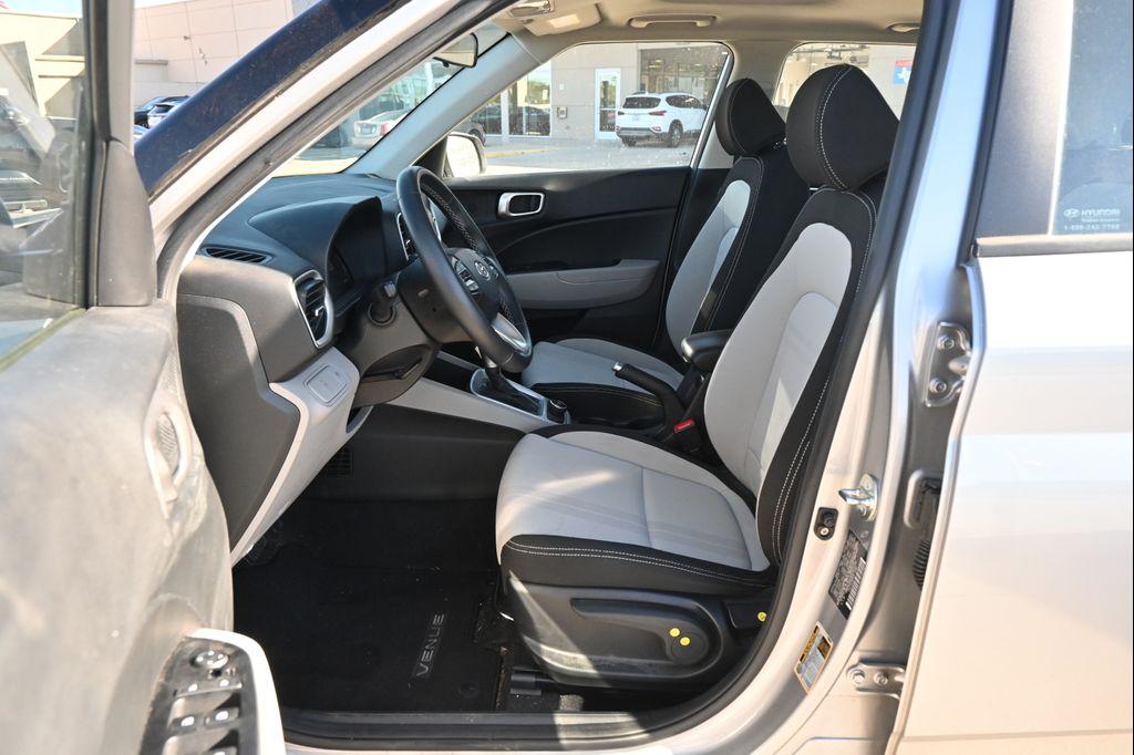 used 2024 Hyundai Venue car, priced at $18,998