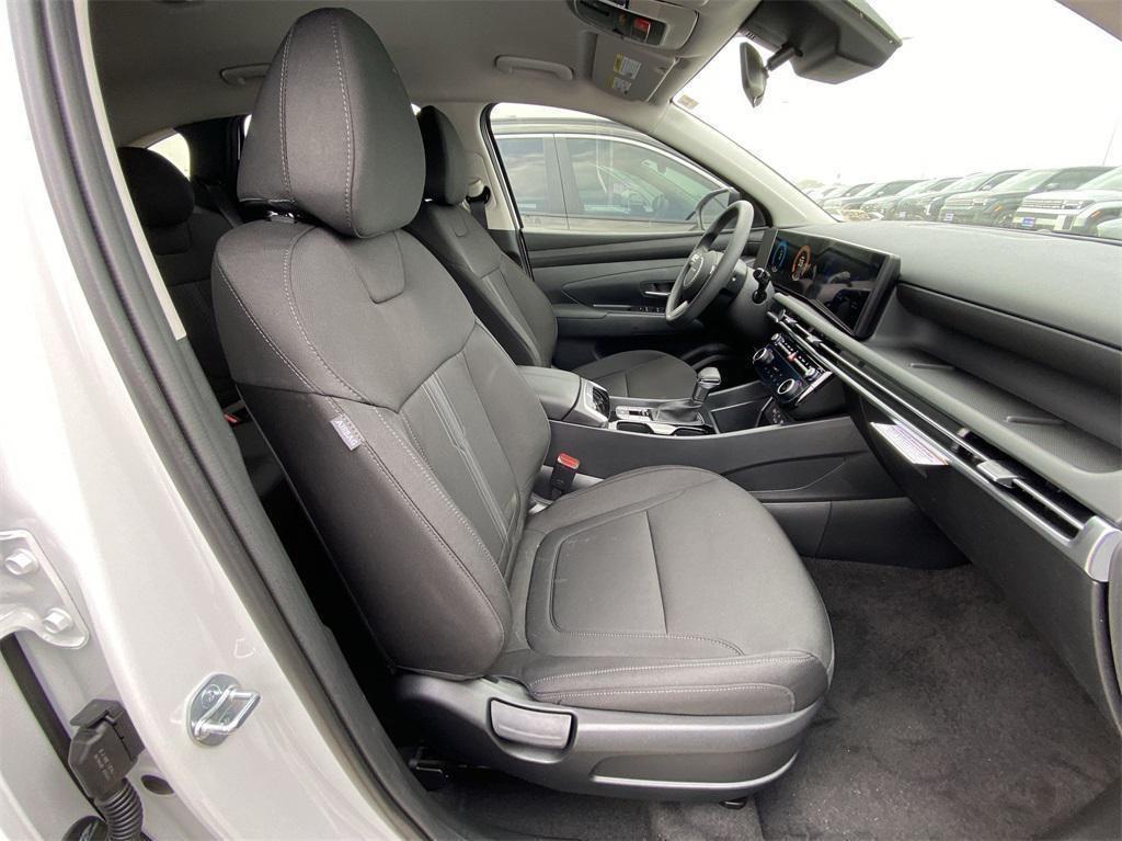new 2025 Hyundai Tucson car, priced at $27,225