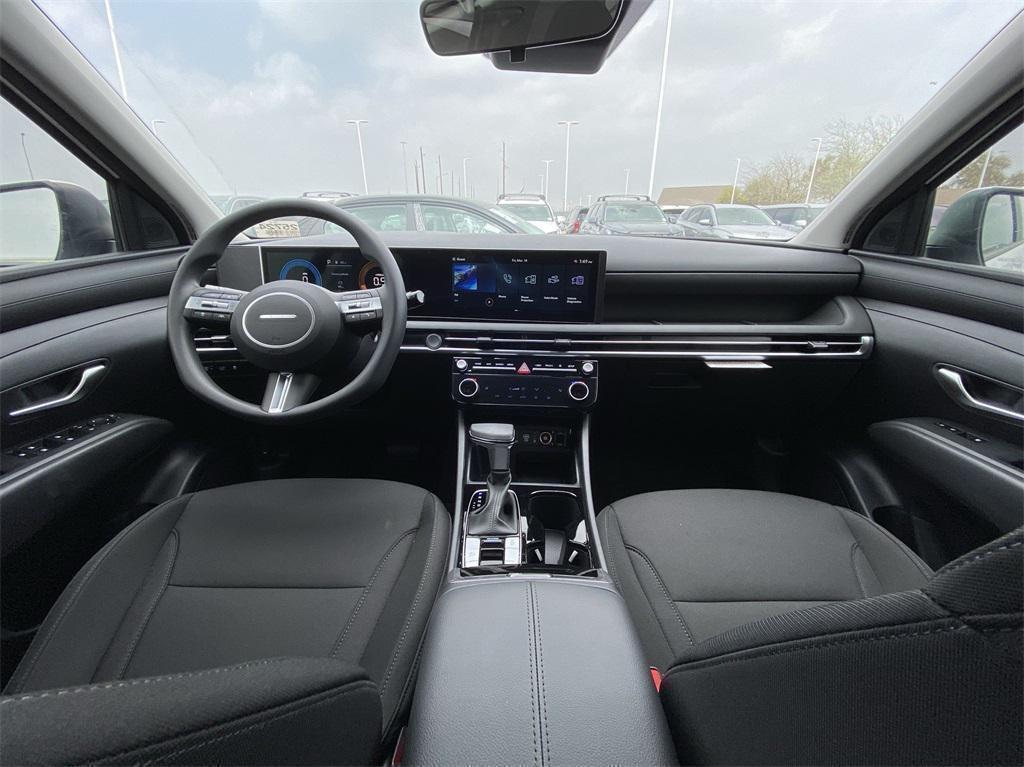 new 2025 Hyundai Tucson car, priced at $27,225