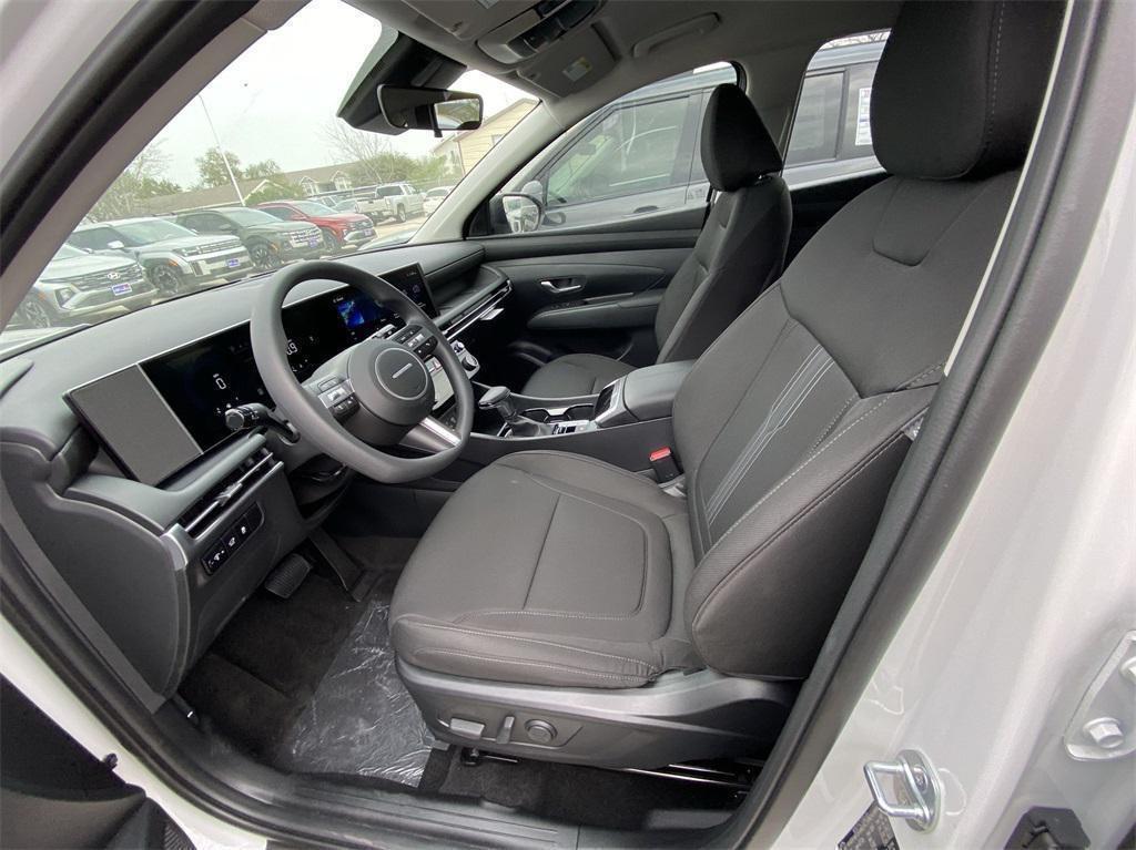new 2025 Hyundai Tucson car, priced at $27,225