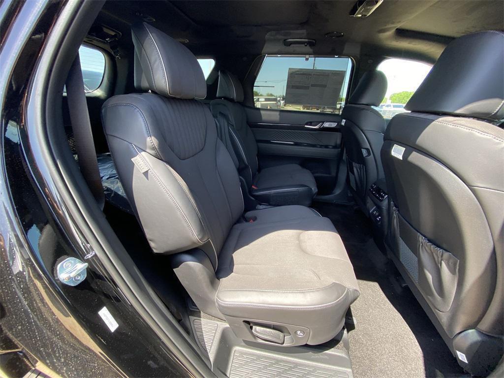 new 2025 Hyundai Palisade car, priced at $52,136