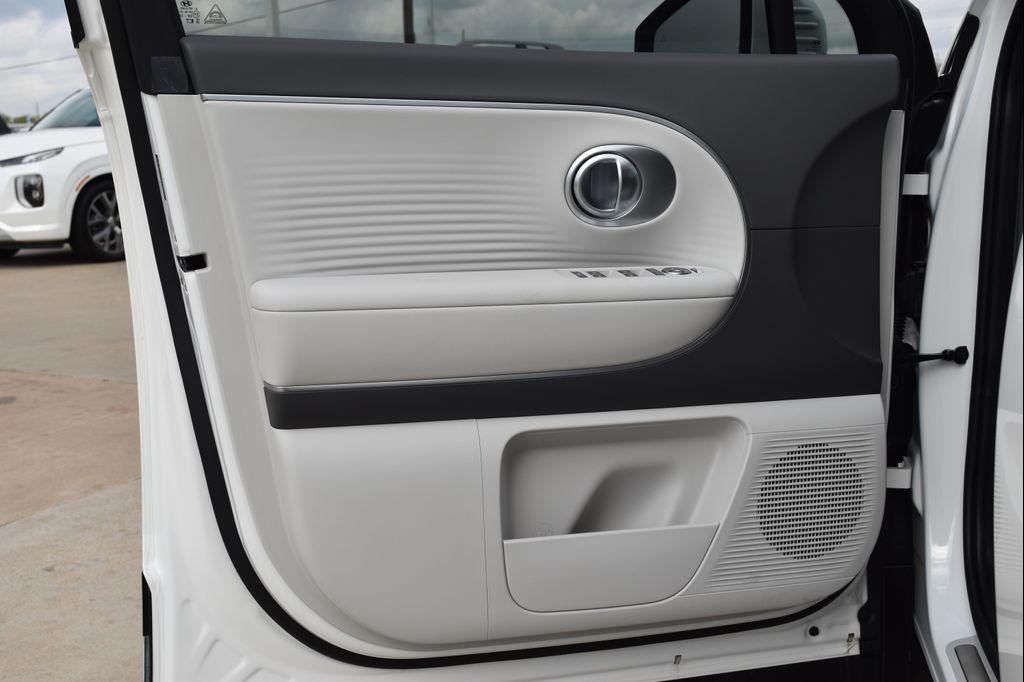 new 2026 Hyundai IONIQ 9 car, priced at $68,459