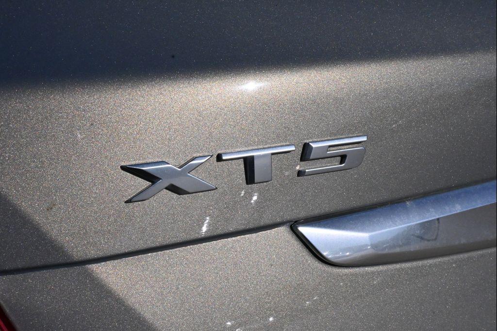 used 2019 Cadillac XT5 car, priced at $16,998