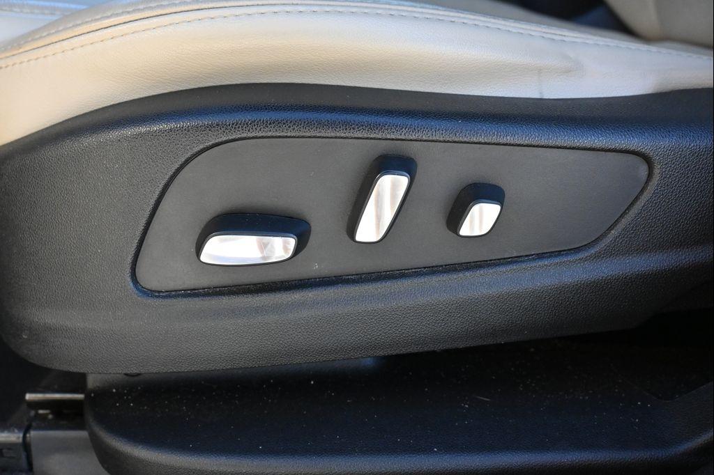 used 2019 Cadillac XT5 car, priced at $16,998