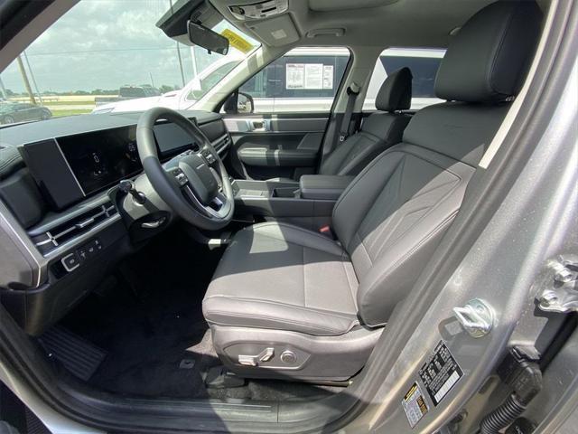 new 2025 Hyundai Santa Fe car, priced at $39,460